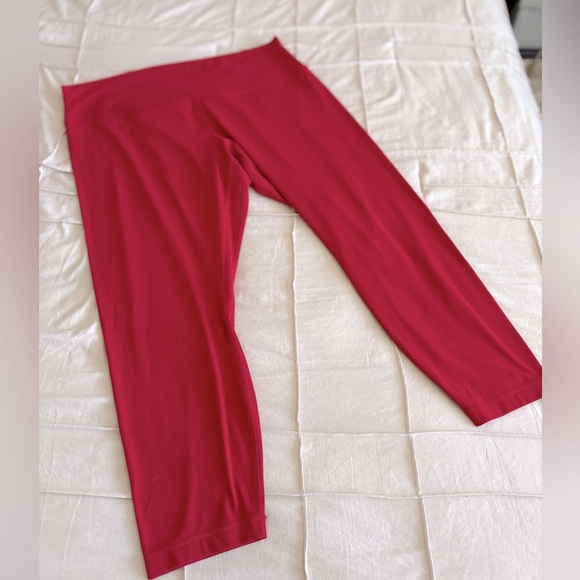 Lululemon Wunder Under High-Rise Leggings | Size 18 | Red - Picture 2 of 3
